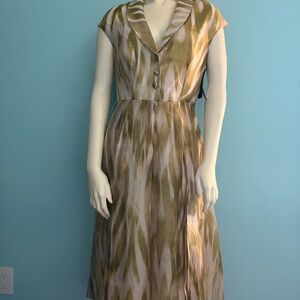 NWT JAX Multi Green Front Pleats Short Sleeve Dress Size 6